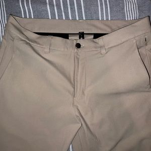 Lululemon Commission Pants